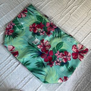 Tori Richard Tote Bag